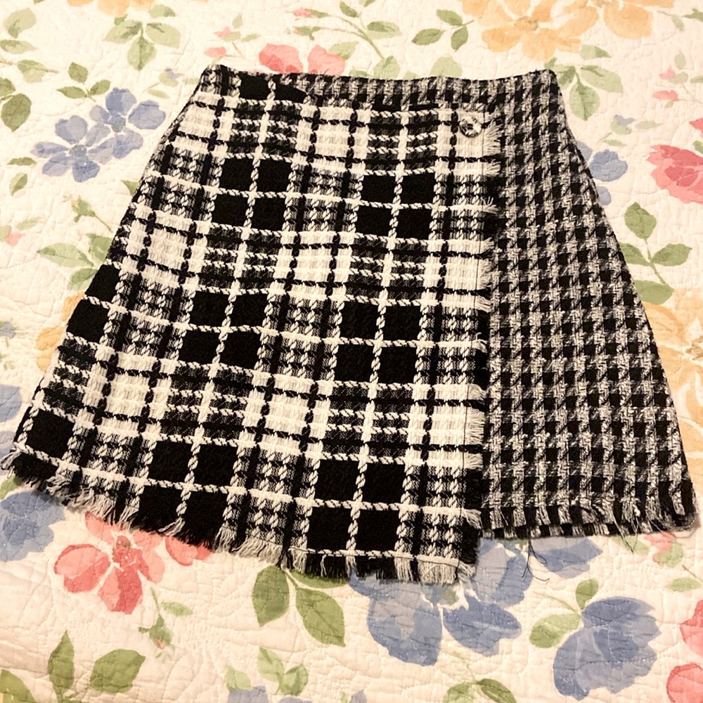 GB girls Black and White Plaid Tweed Skirt